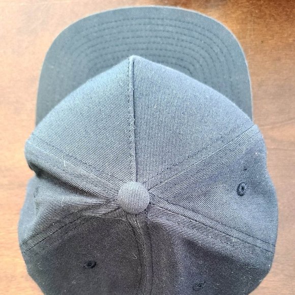 Undefeated Miniature Logo Snapback hat